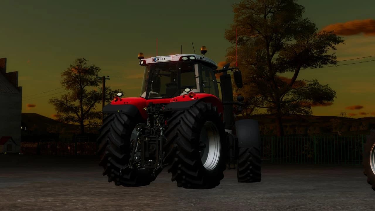 MASSEY FERGUSON 7700S 2