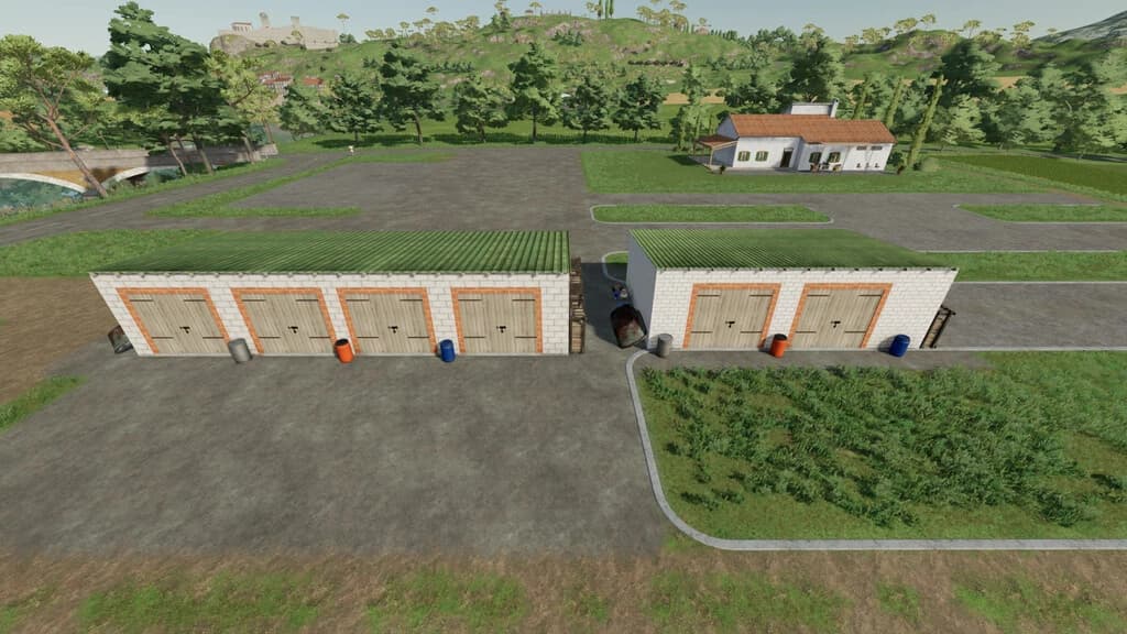 MEDIUM AND SMALL GARAGE