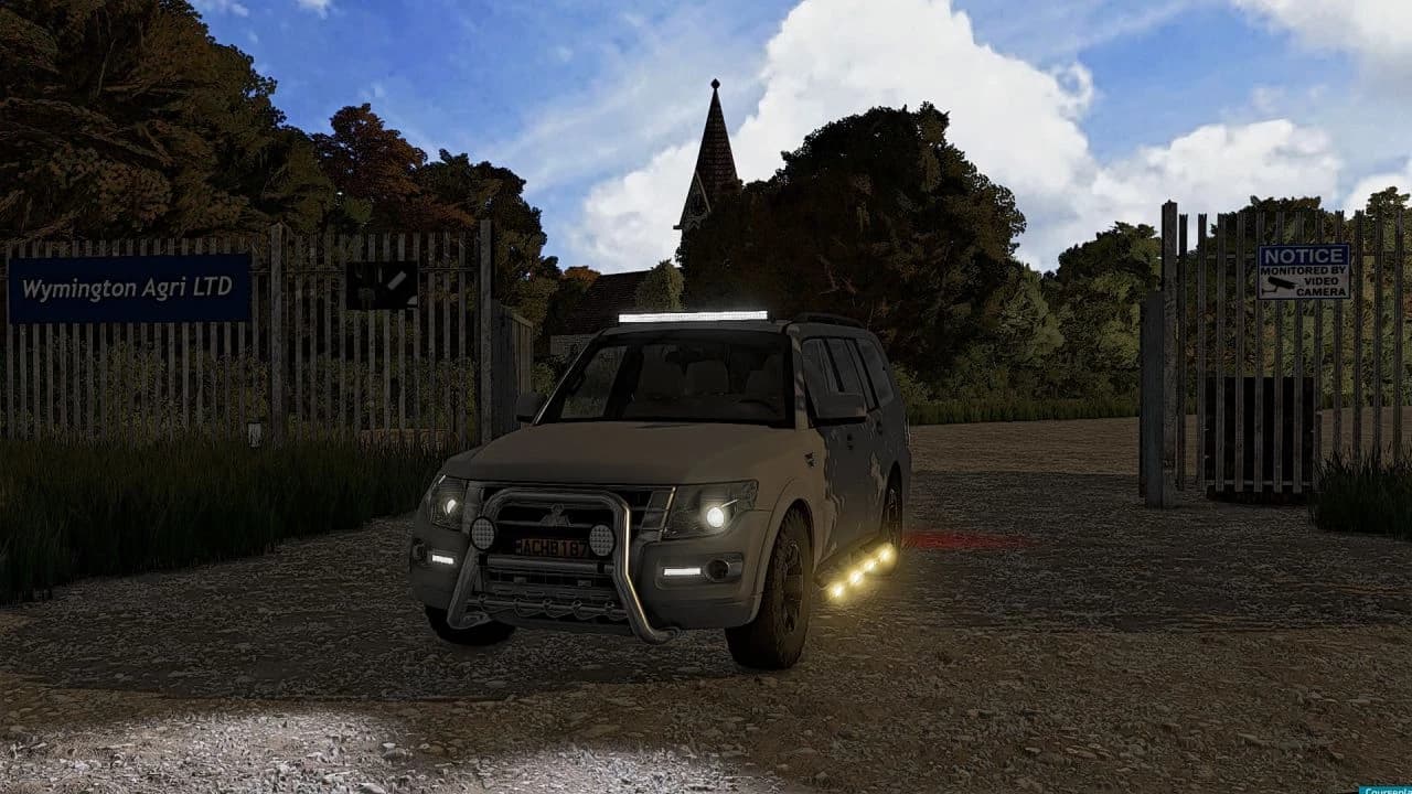 MITSUBISHI PAJERO 2015 4