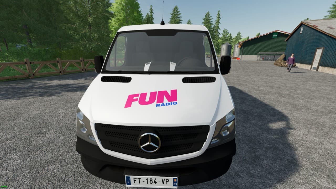 Mercedes Sprinter - French Radios 3
