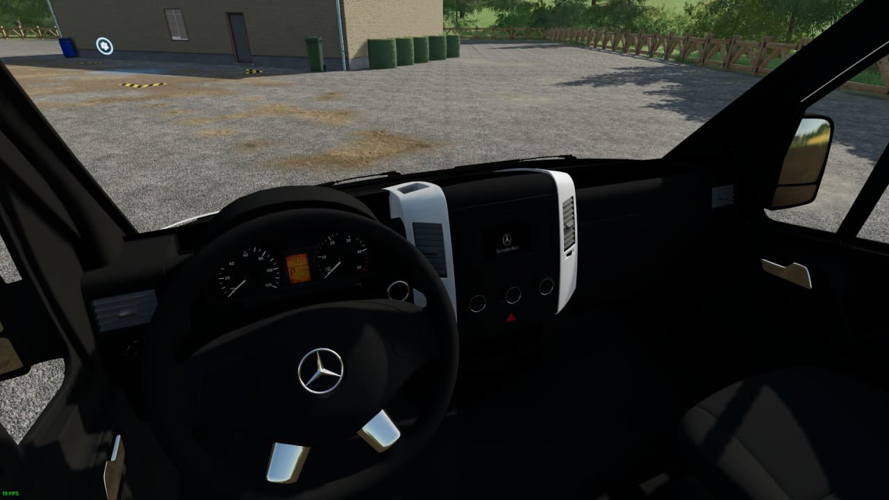 Mercedes Sprinter - French Radios 2