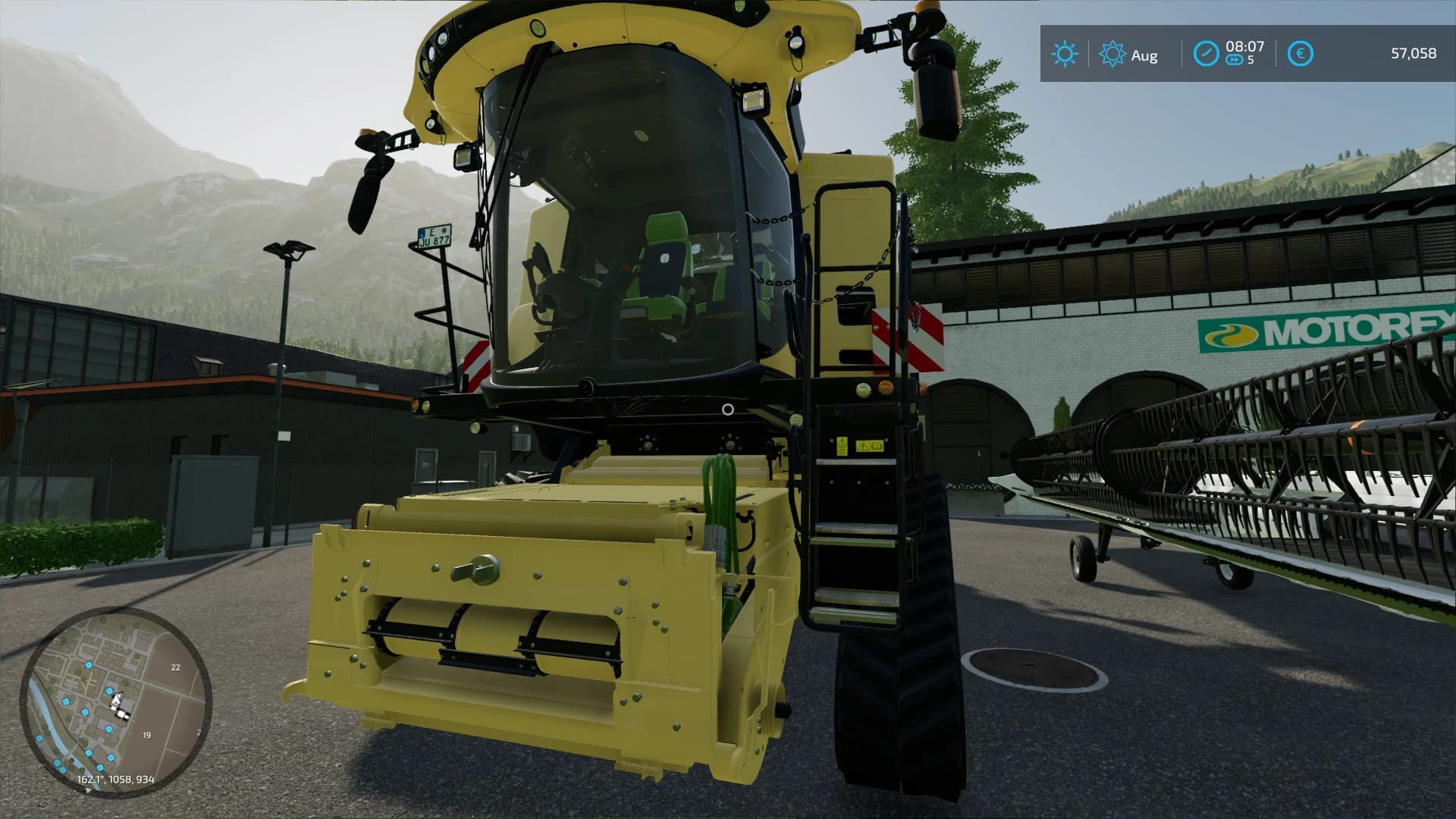 New Holland CR 10 + cutter 2