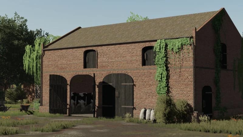 OLD BRICK COWSHED 3