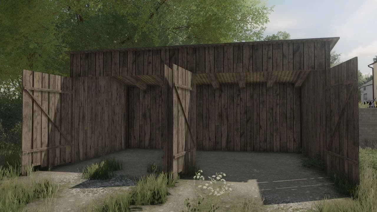 OLD WOODEN GARAGE 3