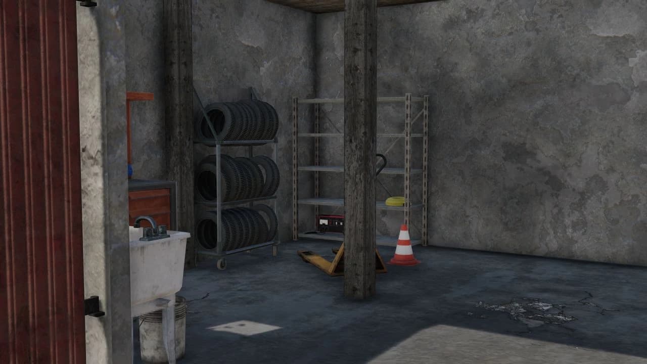 OLD WORKSHOP GARAGE 4