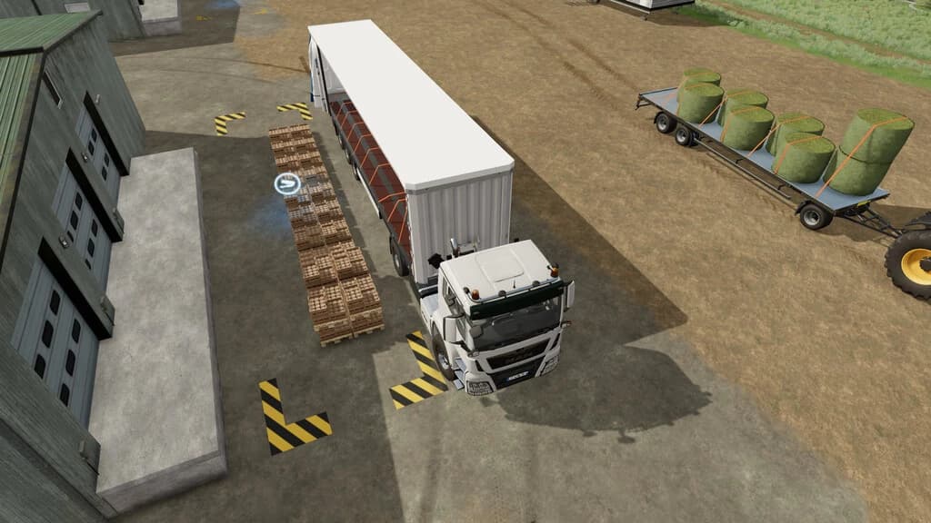 PALLET AND BALE WAREHOUSE 3