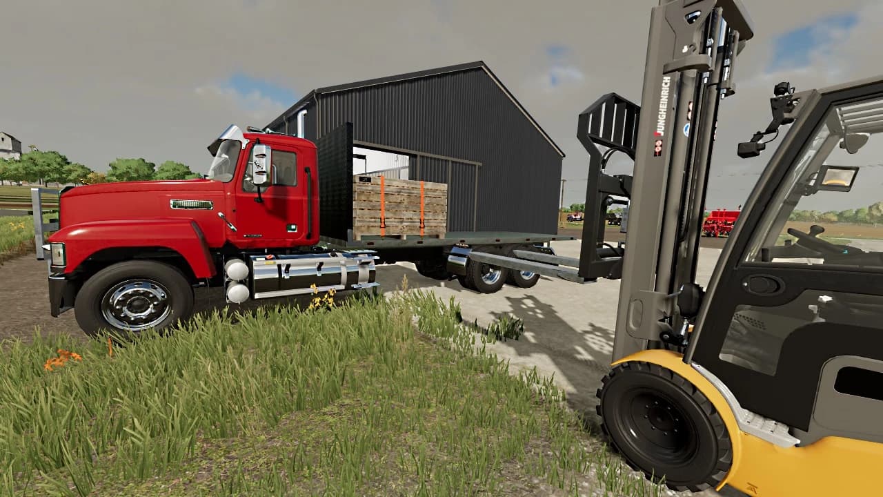 PINNACLE HAY HAULER 4