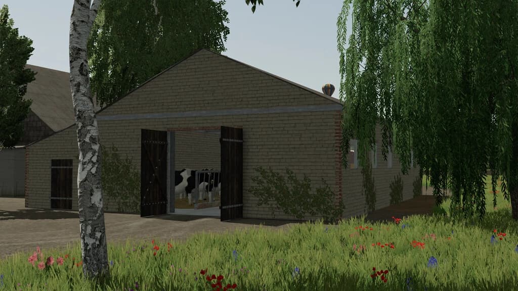 POLISH BARN WITH IVY