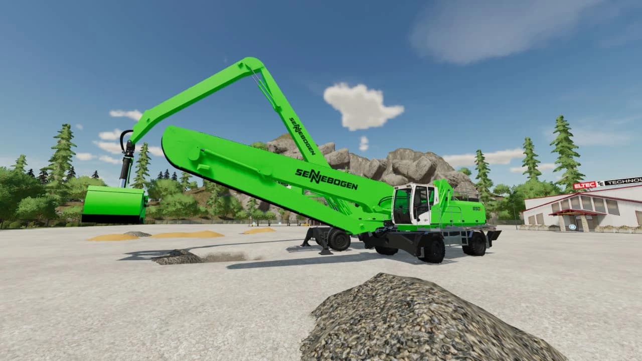 SENNEBOGEN MATERIAL HANDLER 3