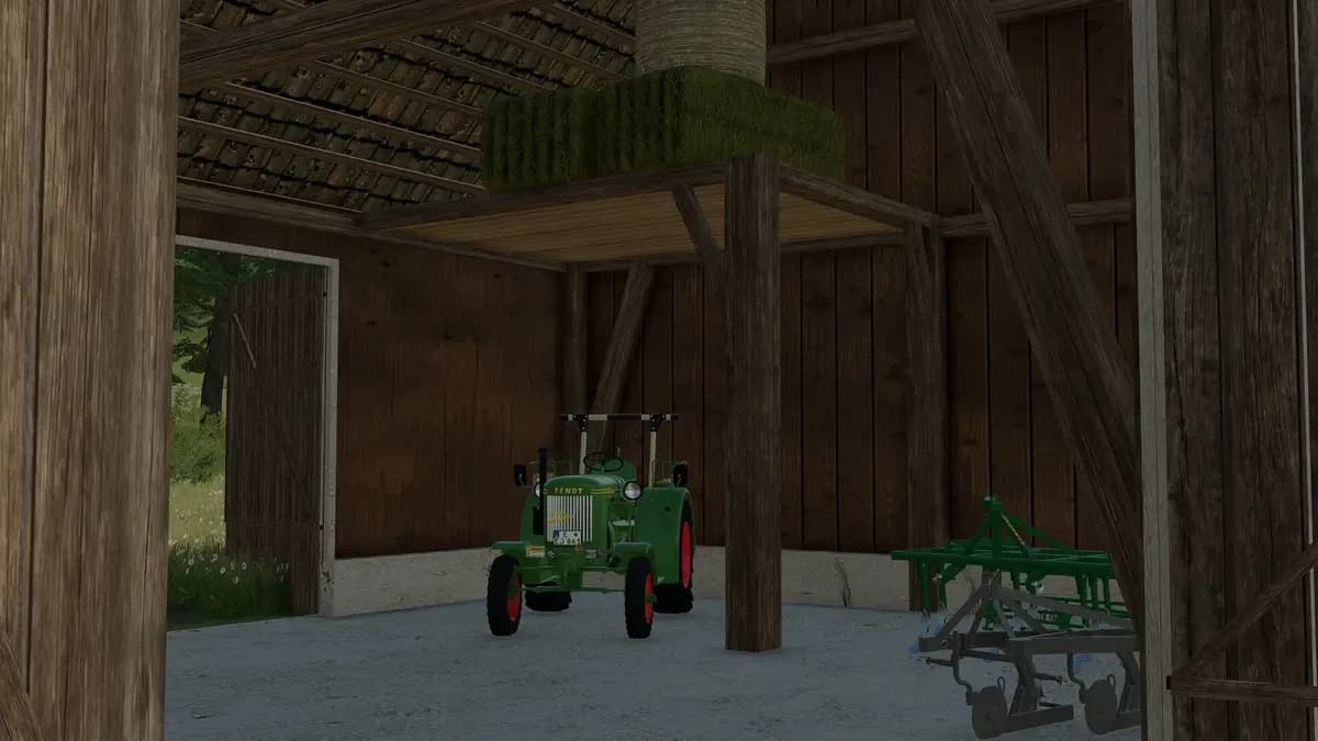 SMALL BARN WITH STABLE 4
