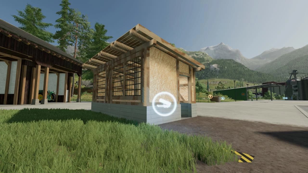 SMALL CHICKEN COOP 4