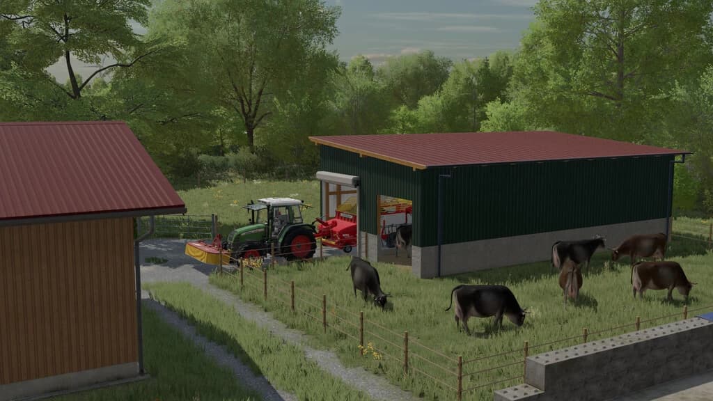 SMALL COWSHED 2