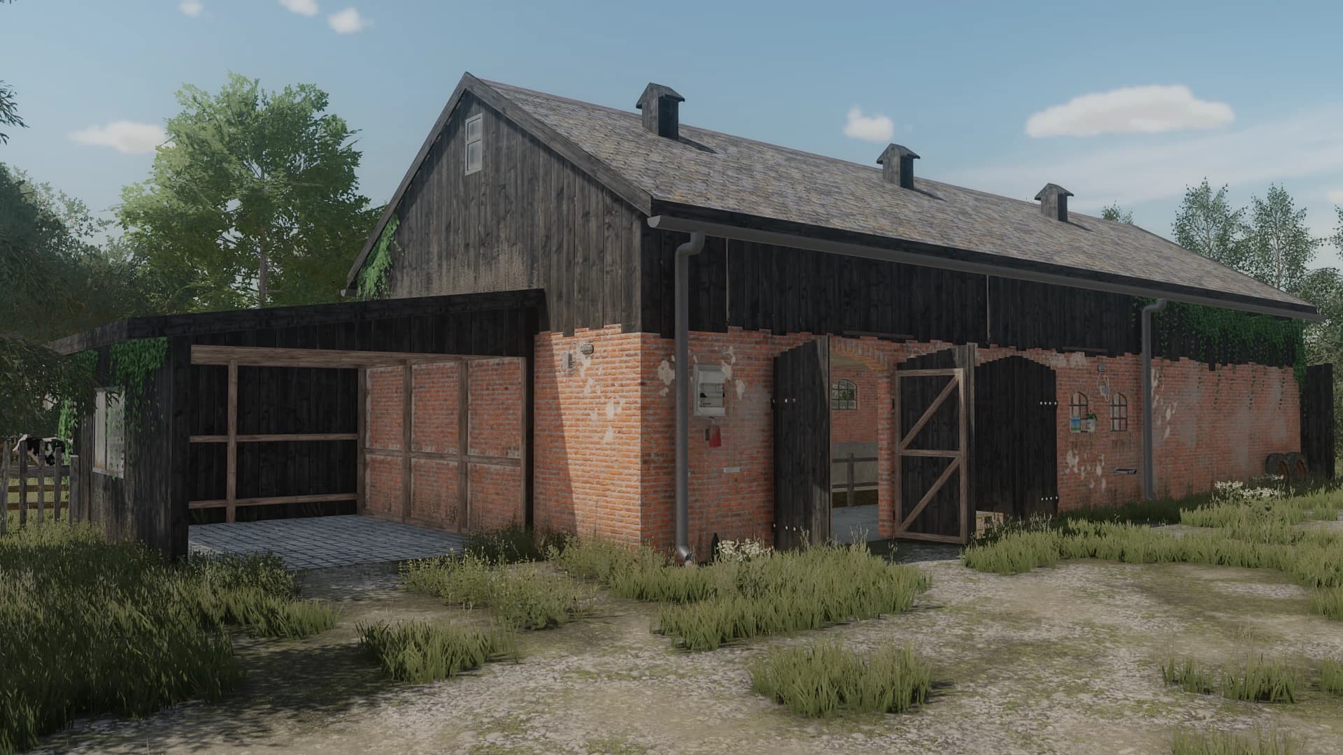 SMALL COWSHED WITH PASTURE 2