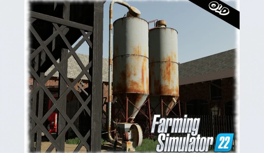 SMALL OLD GRAIN SILO