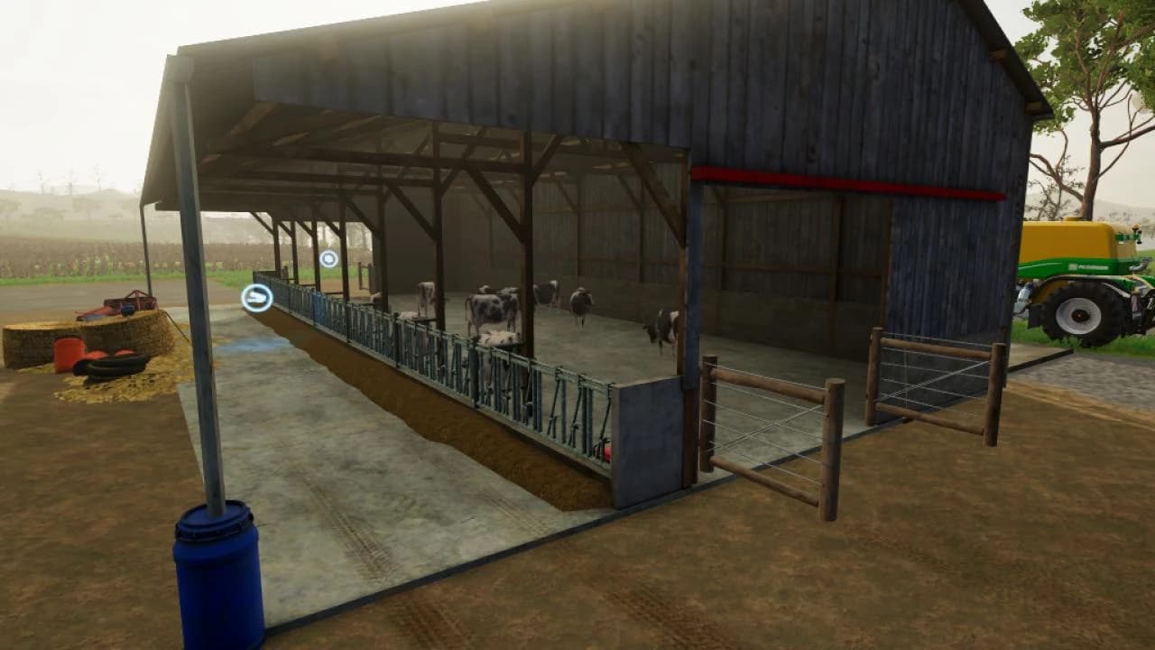 SMALL OLD STABLE 2