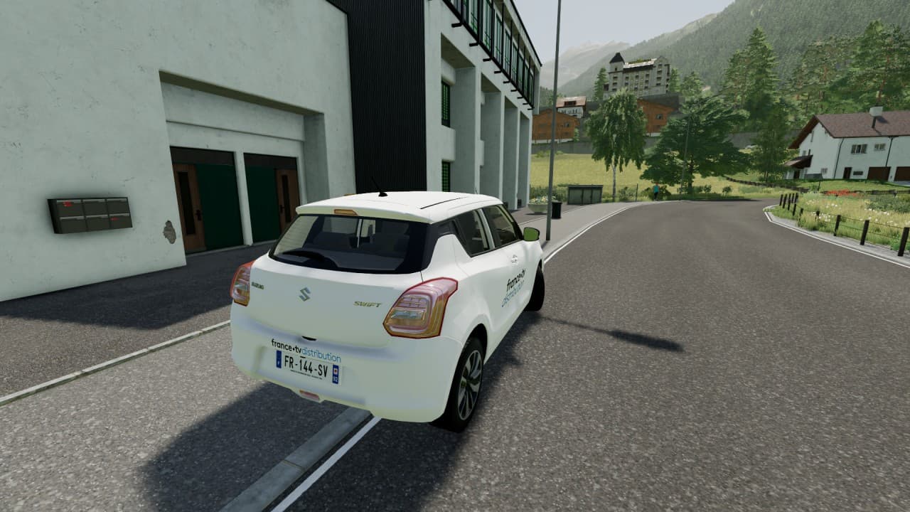 Suzuki Swift - French TV Channels 4