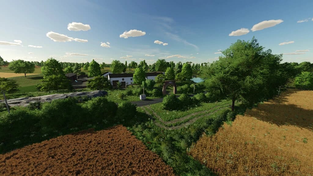 THE THREE SMALL FARMS 4