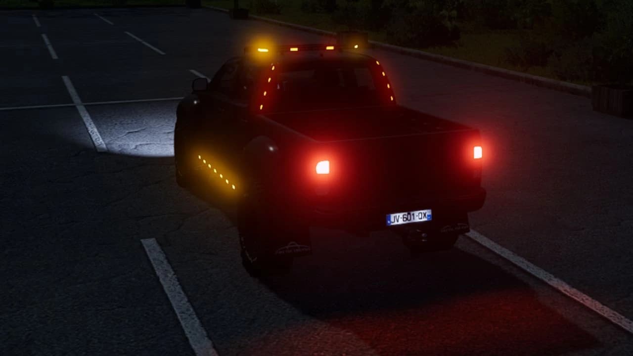 TOYOTA HILUX ARCTIC EDIT