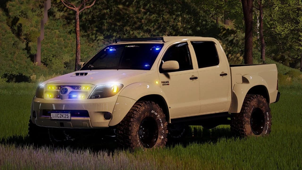 TOYOTA HILUX 2