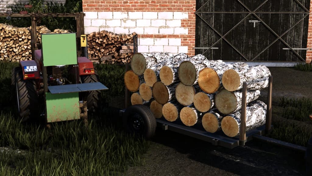 TRACTOR SAW