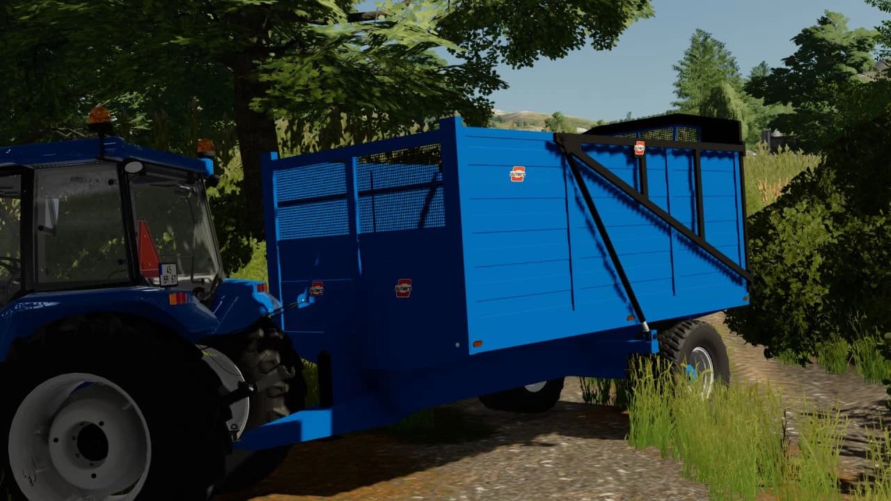 TRAILER SO SMALL 3