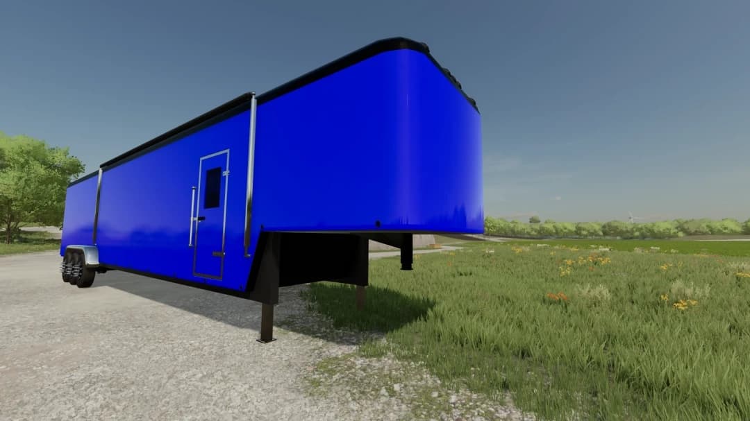 TRIAXLE ENCLOSED TRAILER 2