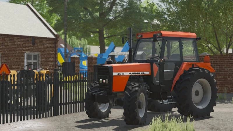 URSUS 4514 4