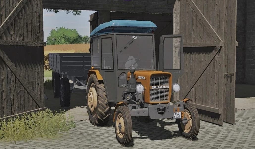 URSUS C330 FIELSONA