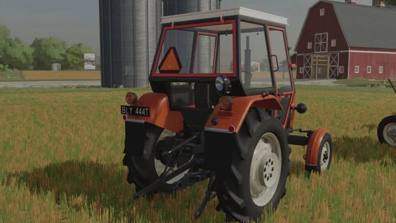 URSUS C330M EDITED 3