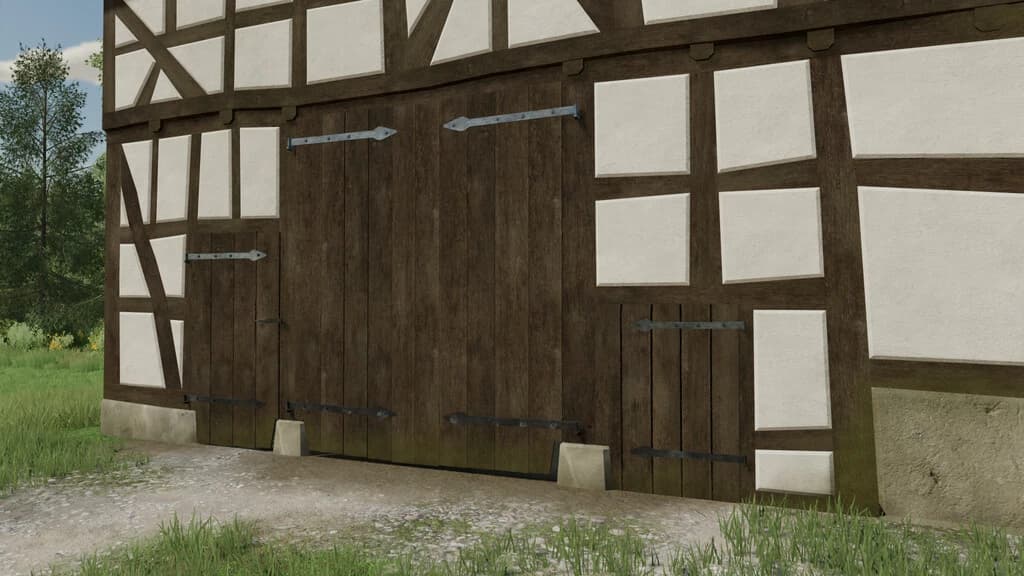 VERY OLD TIMBERFRAME BARN 4