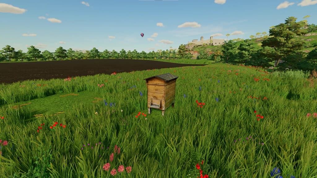 WOODEN HIVE FOR BEES 3