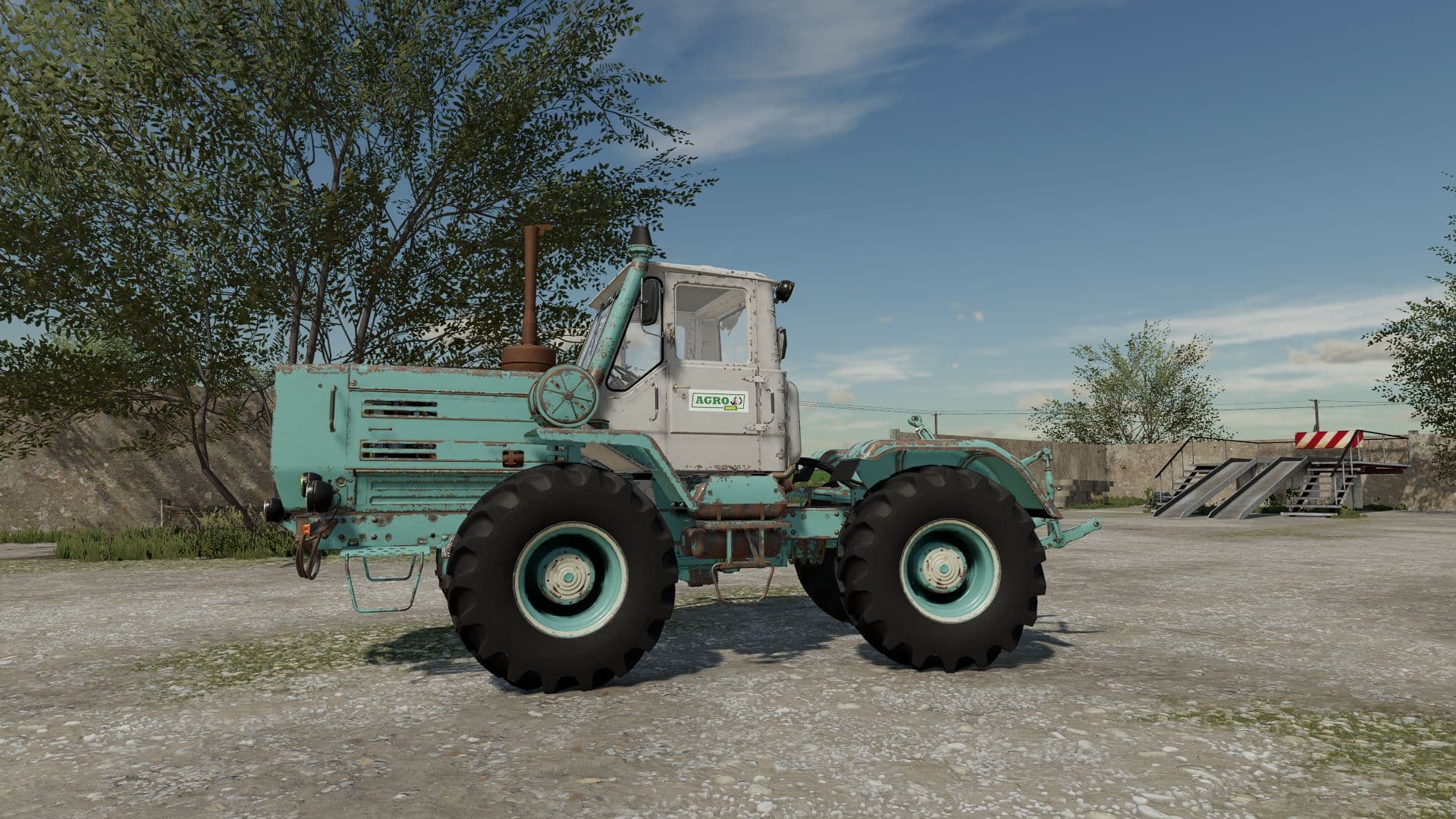 HTZ T-150K 4