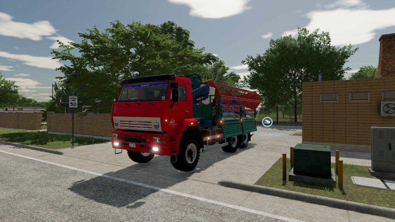 KamAZ-6522 with manipulator crane 2