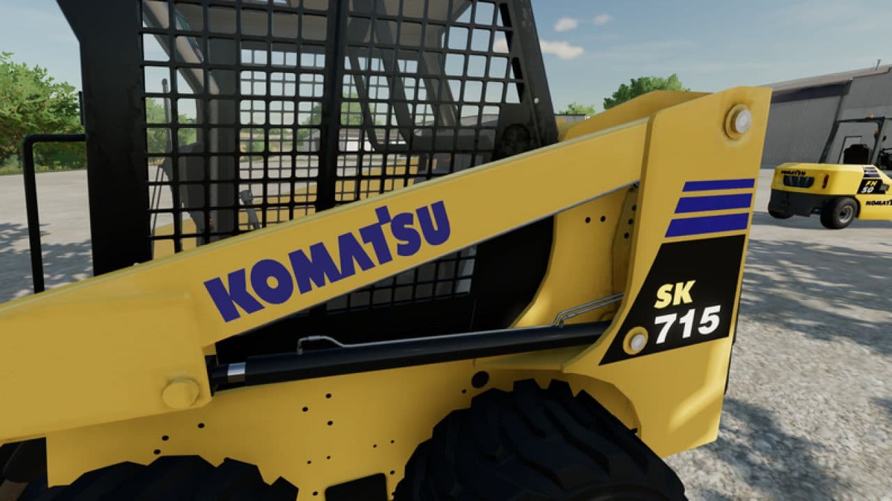 Komatsu SK715-8 Skid Steer 5