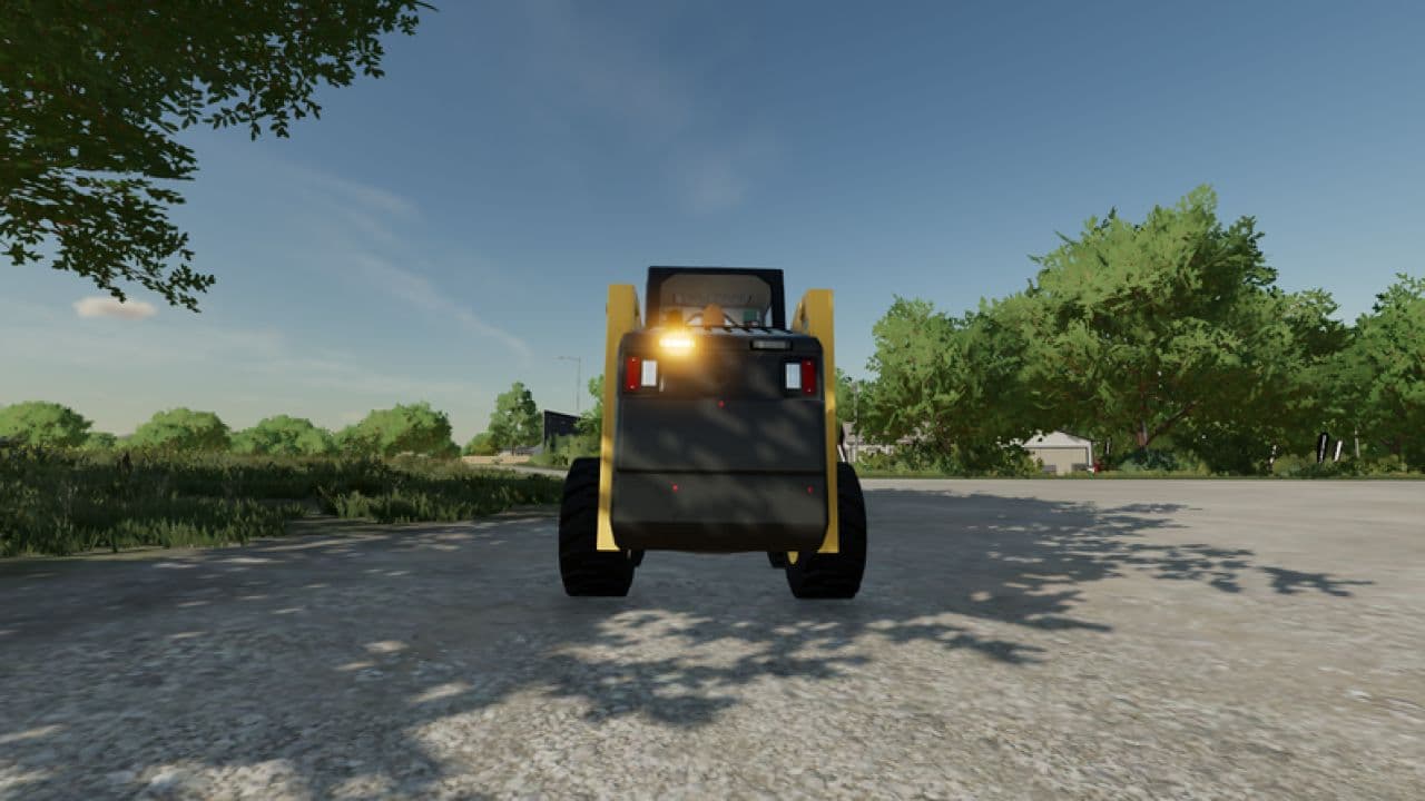 Komatsu SK715-8 Skid Steer 4