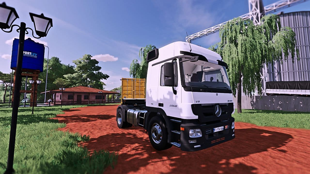 Mercedes MP3 3
