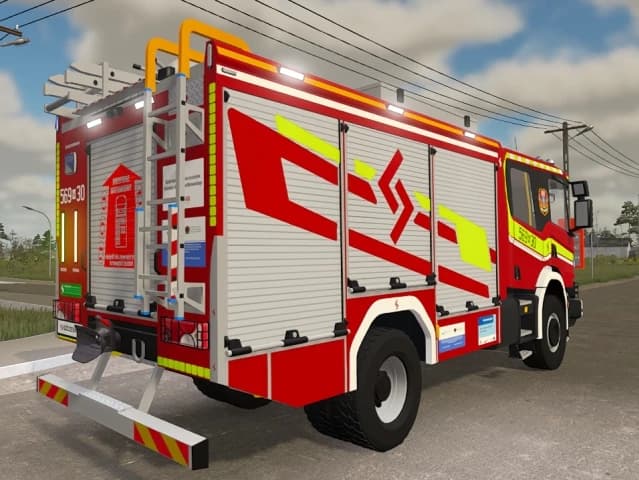 Scania z OSP Góra Kalwaria 3