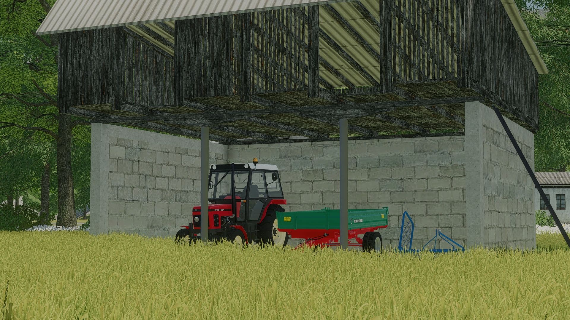 Small garage building 4