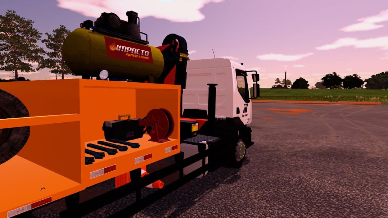 Truck with flatbed 4