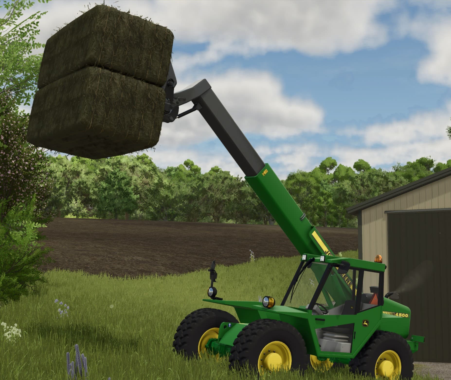 John Deere 4500 2
