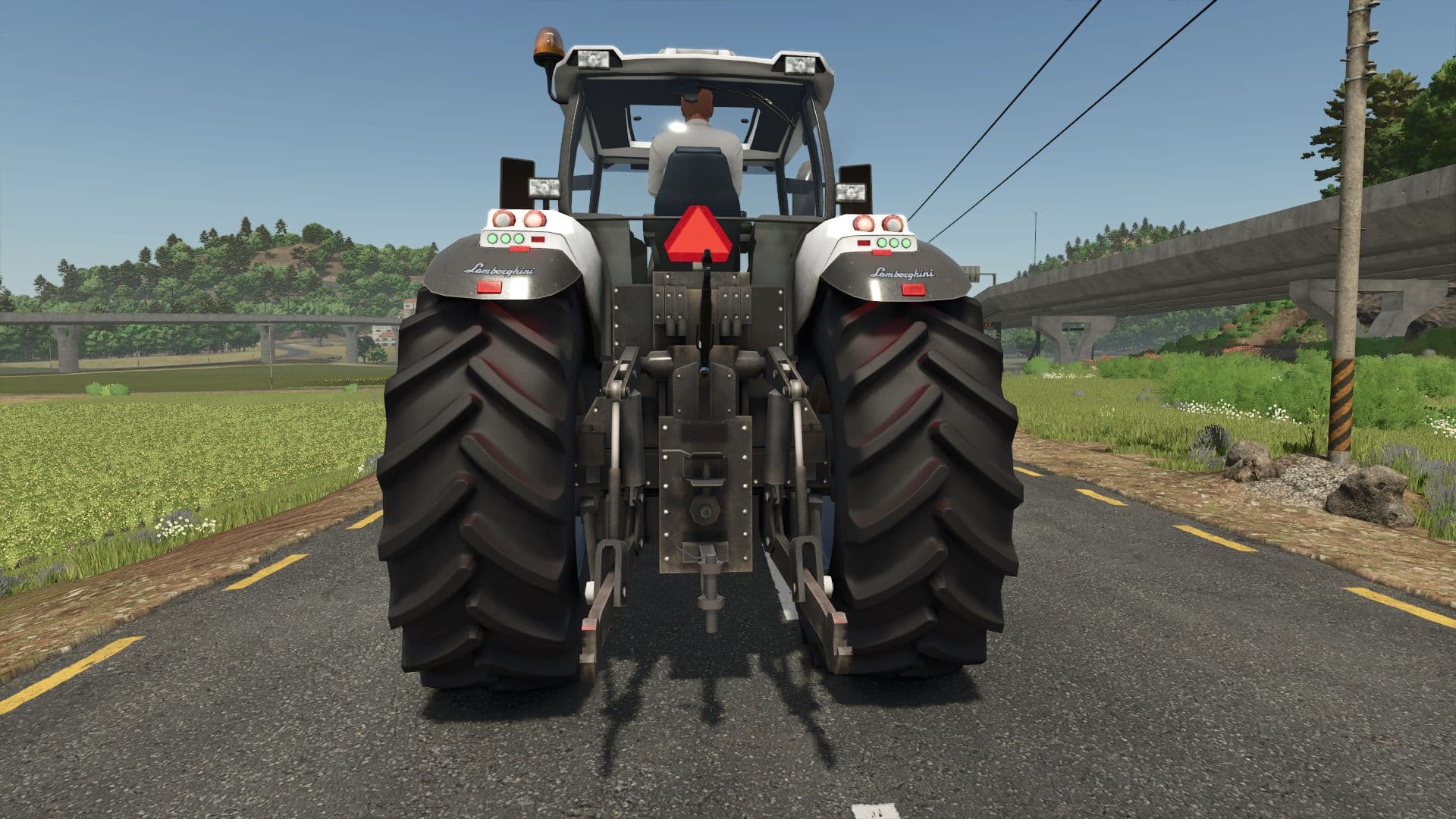 Lamborghini R7 220 4