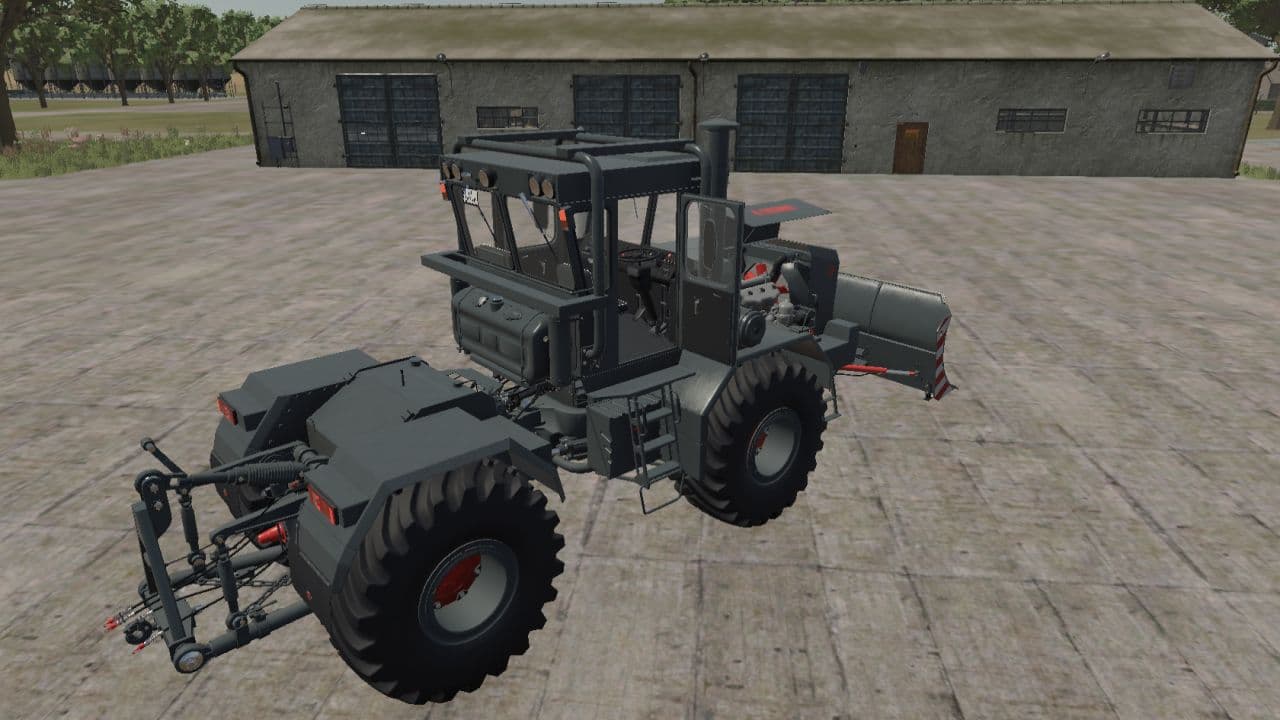 Kirovets K-703MA 2
