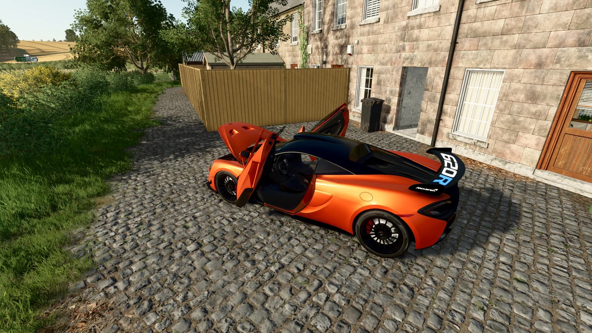 Mclaren 620R 3