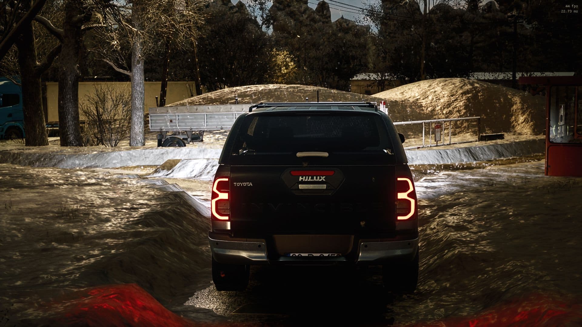 Toyota Hilux 4