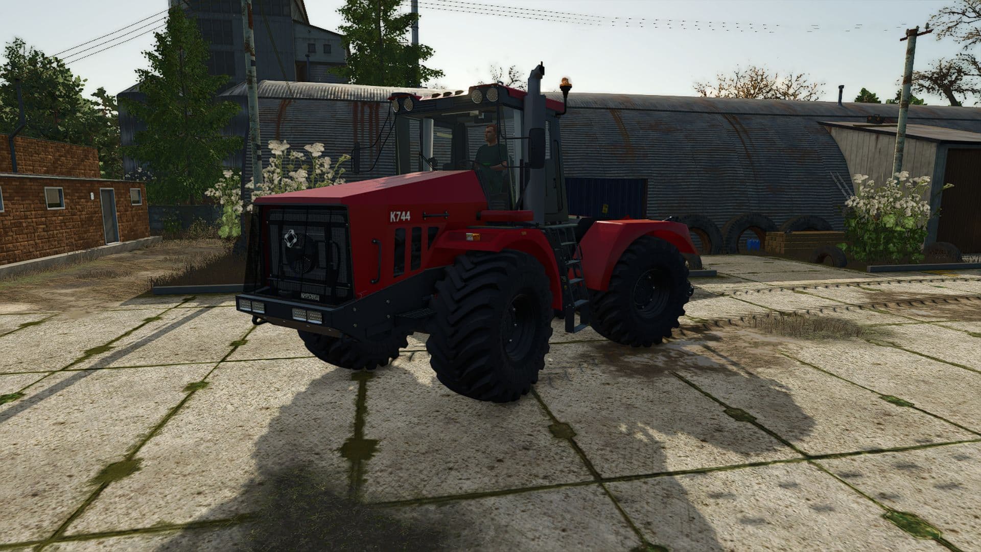 Kirovets K-744-R2