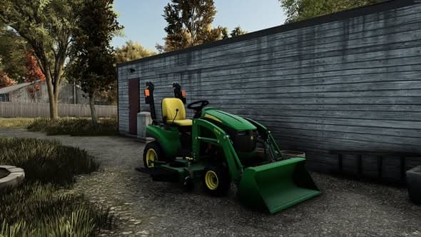 John Deere 1023E
