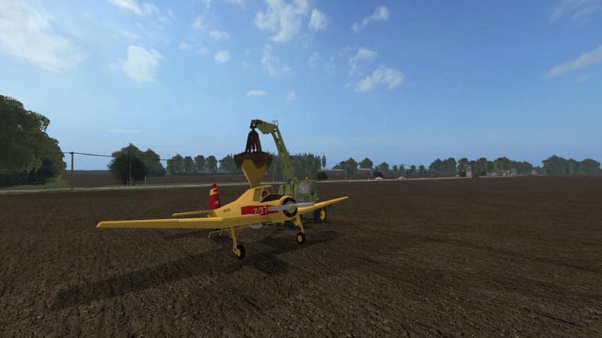 GDR fertilizer spreader & Hummel Z-37