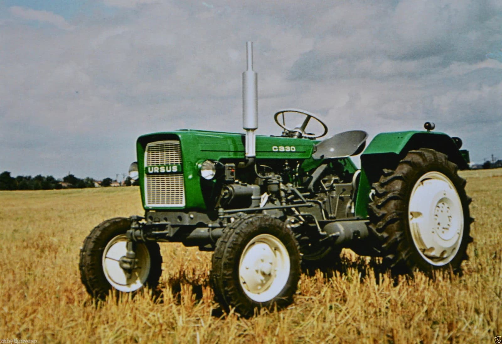 URSUS C330M