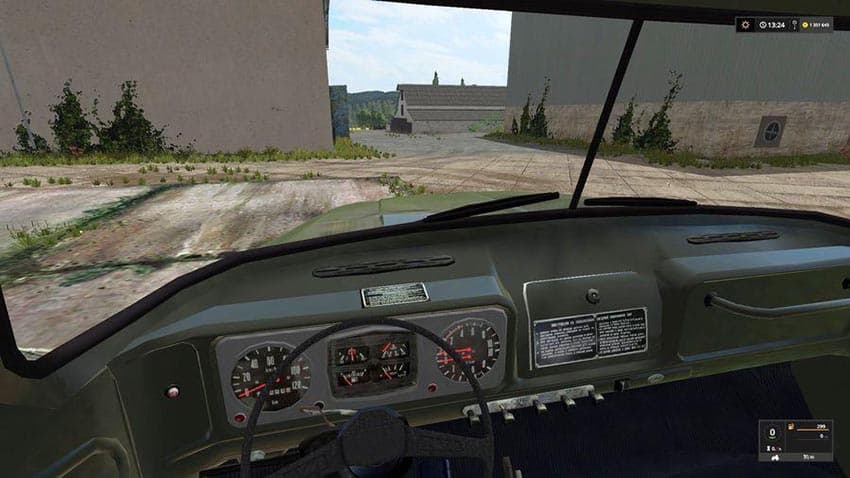 ZIL 131 silo