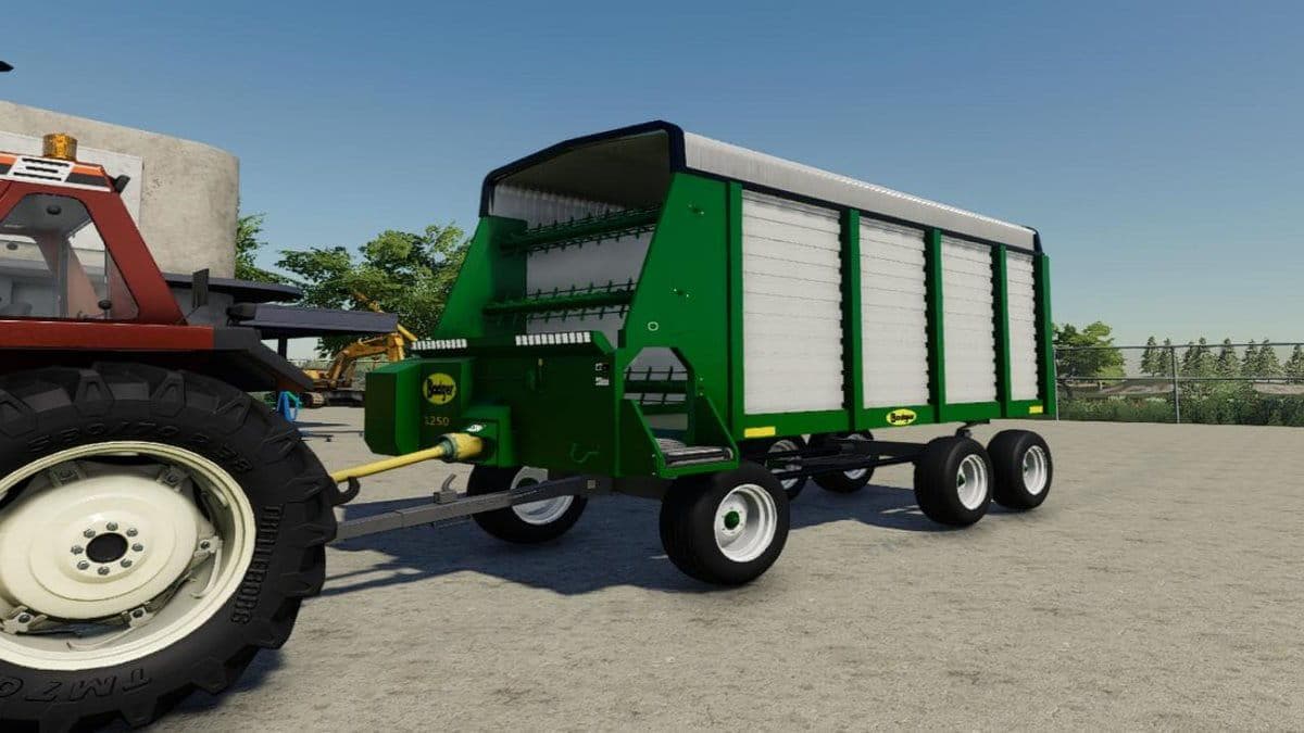 BADGER FORAGE WAGON
